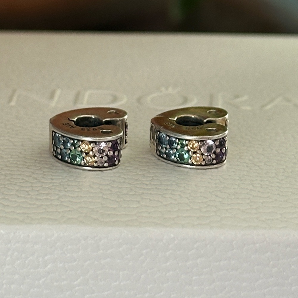 Pandora Rainbow Heart Clips